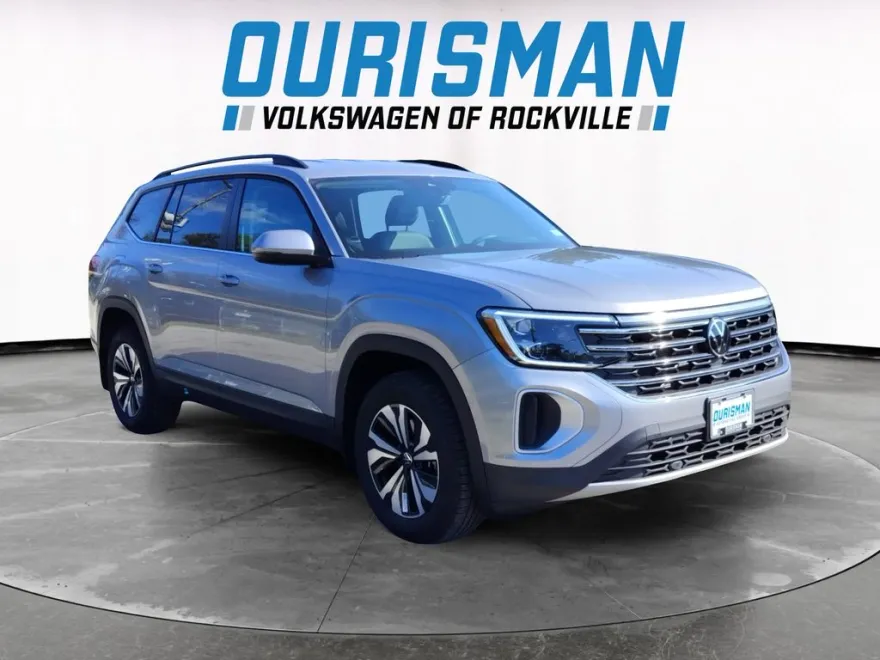 2026 Volkswagen Atlas SE photo 1