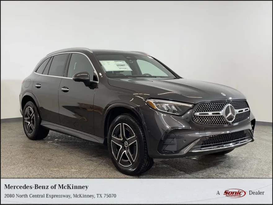 2025 Mercedes Benz GLC 300 photo 1