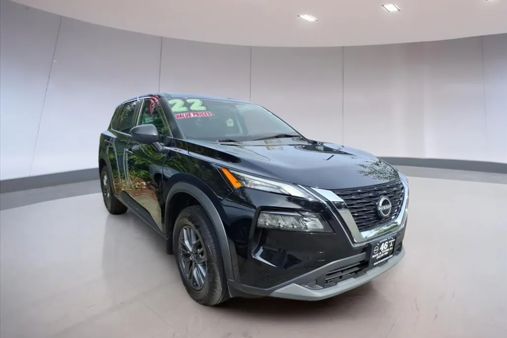 2022 Nissan Rogue S photo 1