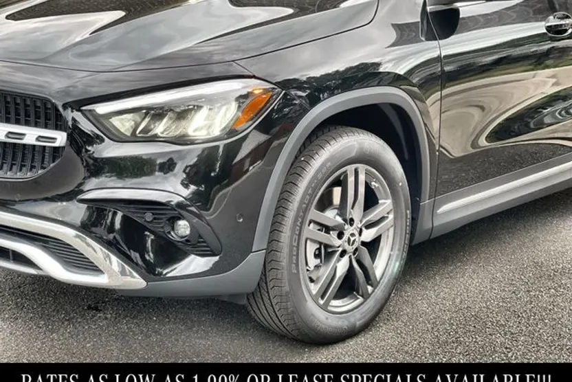 2025 Mercedes Benz GLA 250 4MATIC photo 1