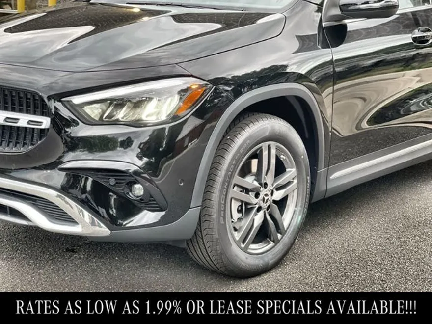2025 Mercedes Benz GLA 250 4MATIC photo 1