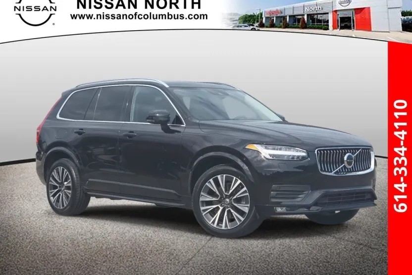 2022 Volvo XC90 Momentum photo 1