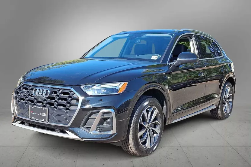 2022 Audi Q5 S line Premium Plus photo 1