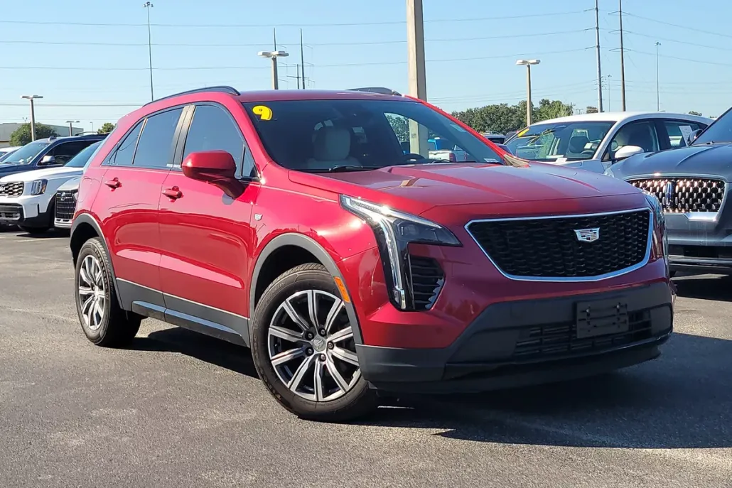 2019 Cadillac XT4 Sport photo 1