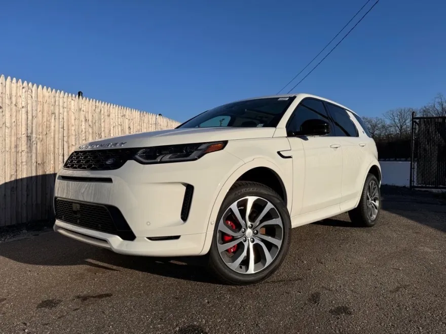 2025 Land Rover Discovery Sport S photo 1