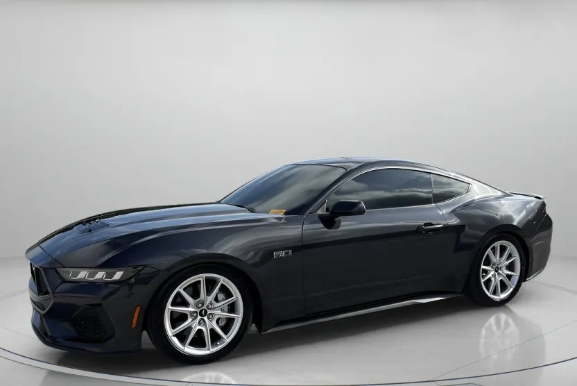 2024 Ford Mustang GT Premium photo 1