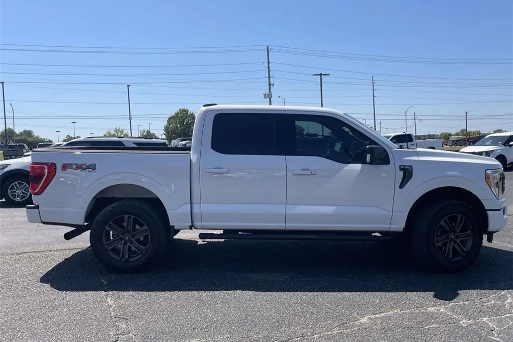 2021 Ford F-150 XLT photo 1