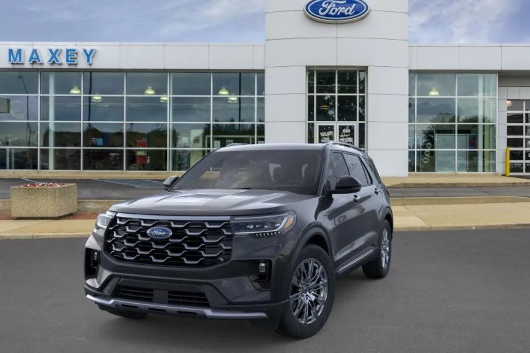 2025 Ford Explorer Platinum photo 1