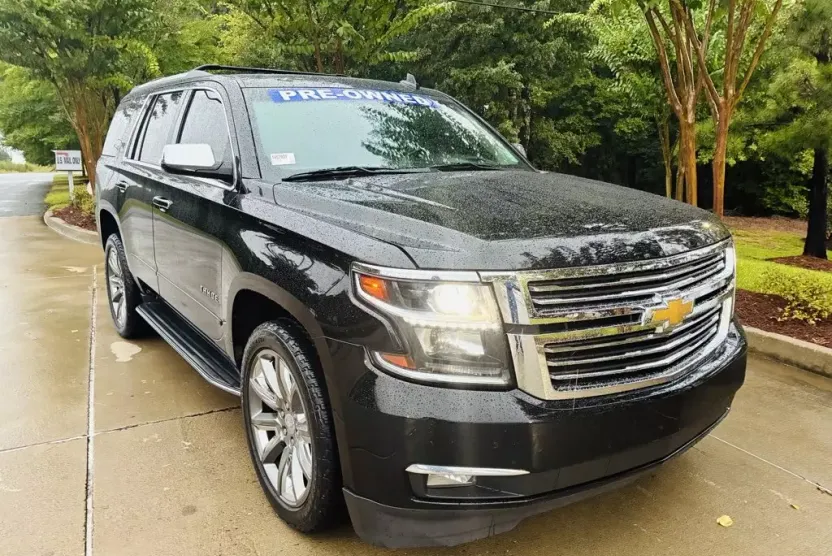 2017 Chevrolet Tahoe Premier photo 1