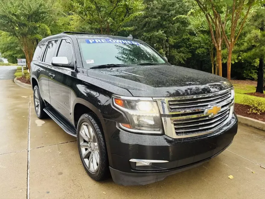 2017 Chevrolet Tahoe Premier photo 1