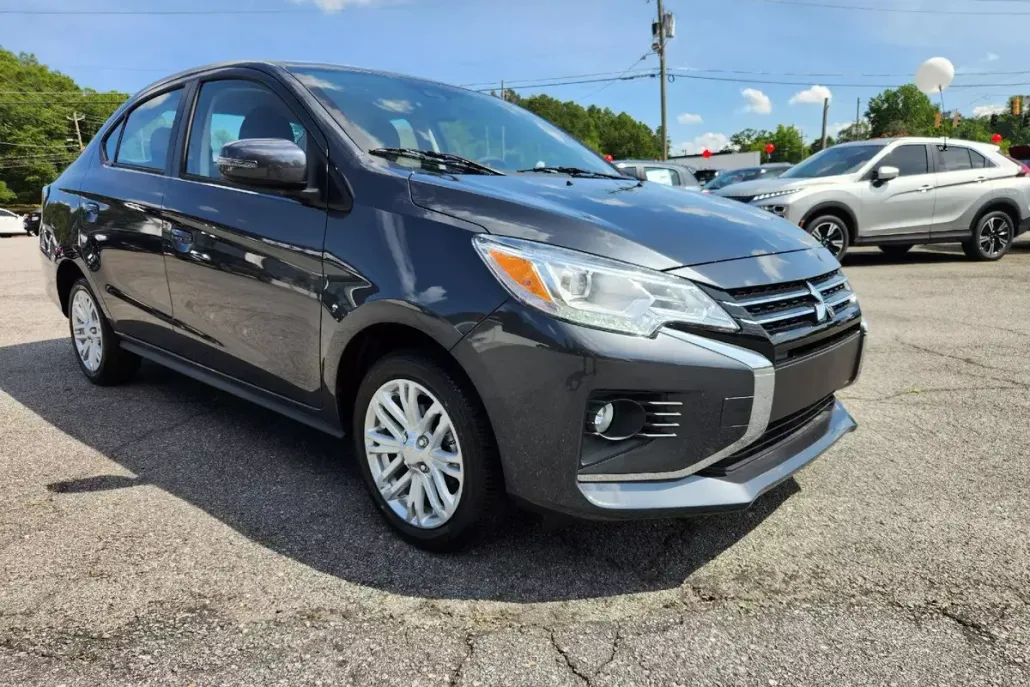 2024 Mitsubishi Mirage G4 SE photo 1