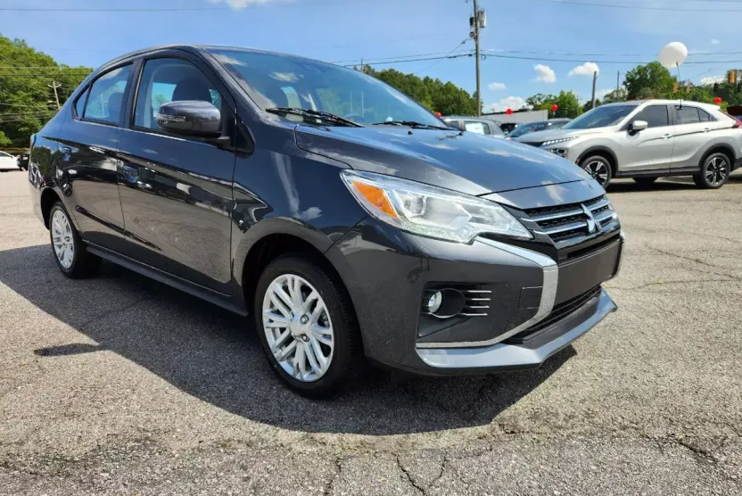 2024 Mitsubishi Mirage G4 SE photo 1