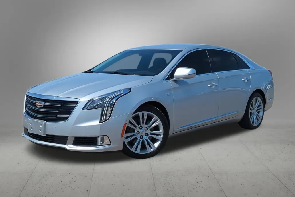 2019 Cadillac XTS Luxury photo 1