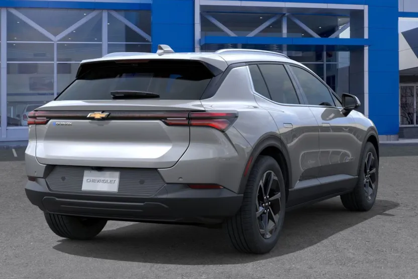 2026 Chevrolet Equinox EV 1LT photo 1