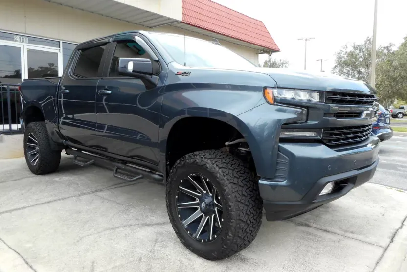 2019 Chevrolet Silverado 1500 RST photo 1