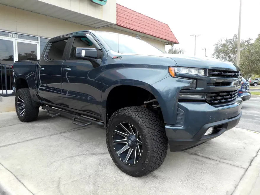 2019 Chevrolet Silverado 1500 RST photo 1