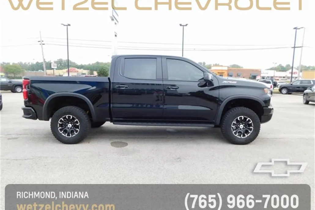 2025 Chevrolet Silverado 1500 ZR2 photo 1
