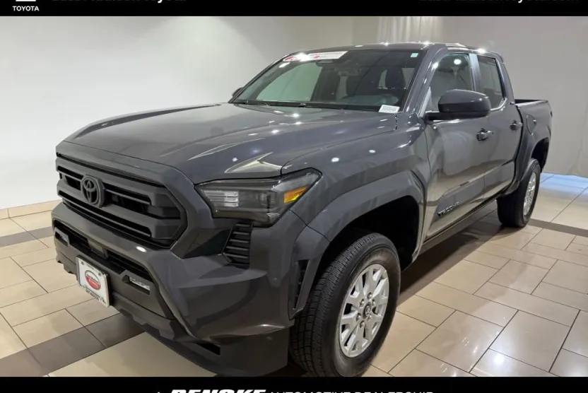 2024 Toyota Tacoma SR5 photo 1