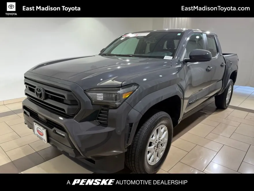 2024 Toyota Tacoma SR5 photo 1