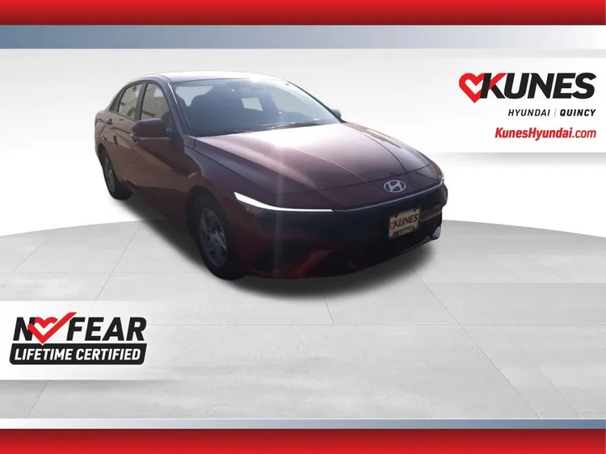 2025 Hyundai Elantra SE photo 1