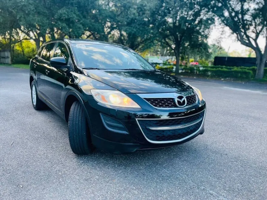 2010 Mazda CX-9 Sport photo 1