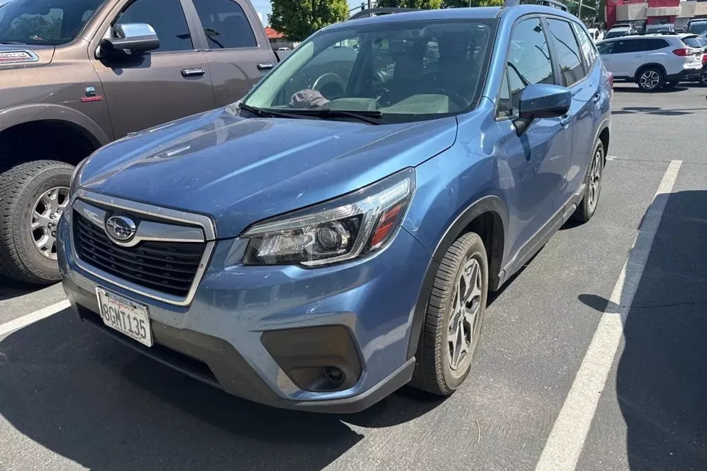 2019 Subaru Forester Premium photo 1