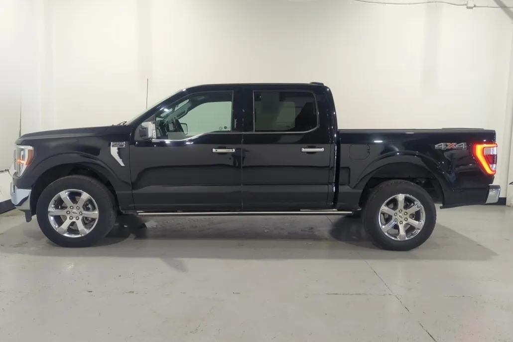 2023 Ford F-150 Lariat photo 1