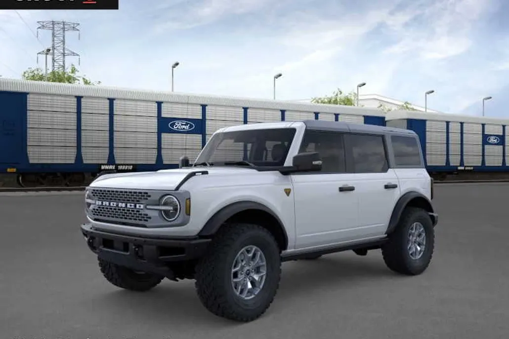 2025 Ford Bronco Badlands photo 1