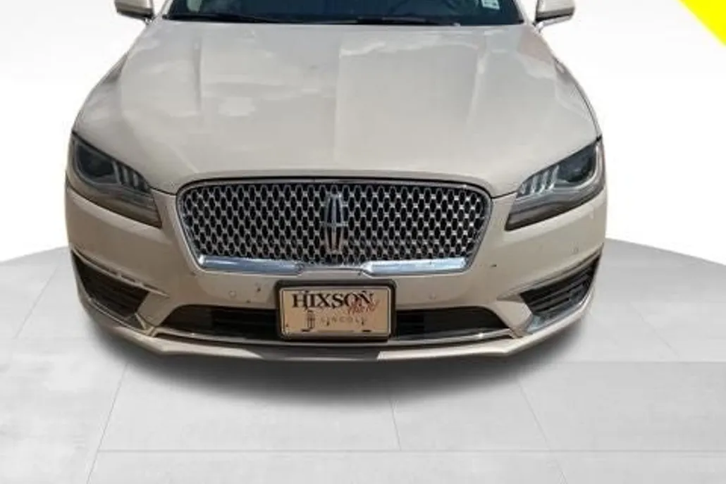 2020 Lincoln MKZ Reserve photo 1