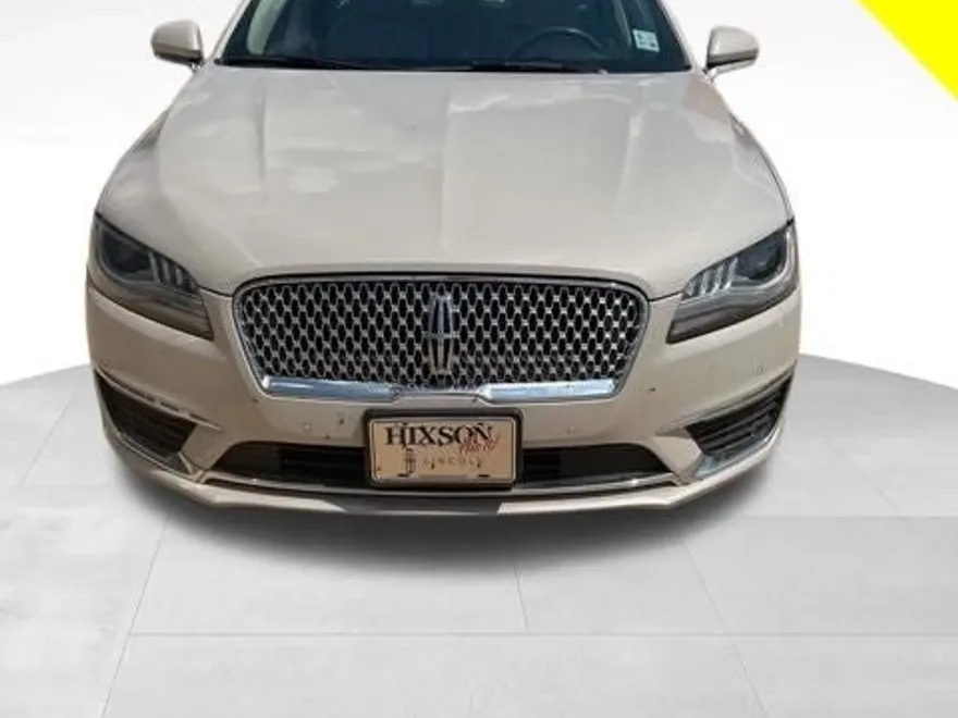 2020 Lincoln MKZ Reserve photo 1
