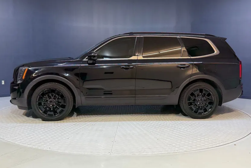 2021 Kia Telluride SX photo 1