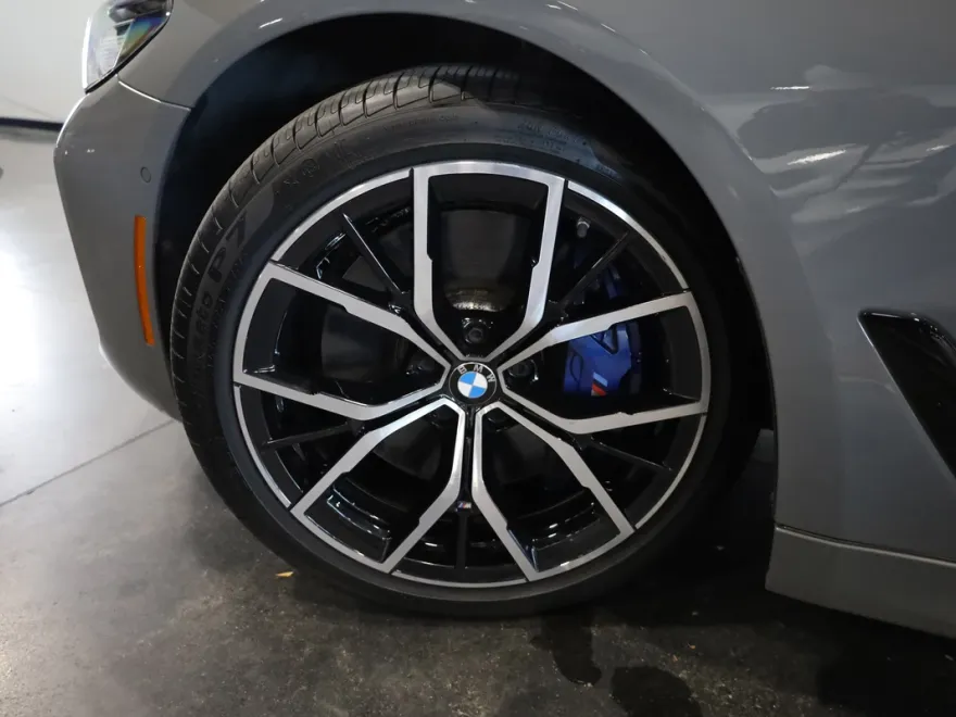 2022 Bmw M550i M550i xDrive photo 1