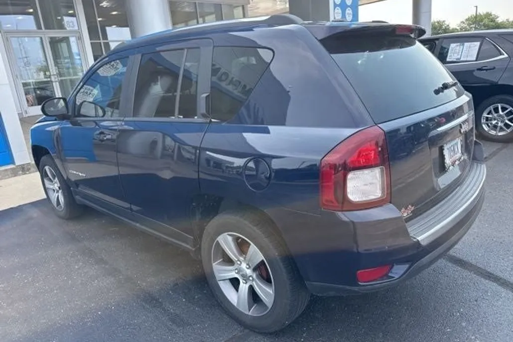 2017 Jeep Compass High Altitude photo 1