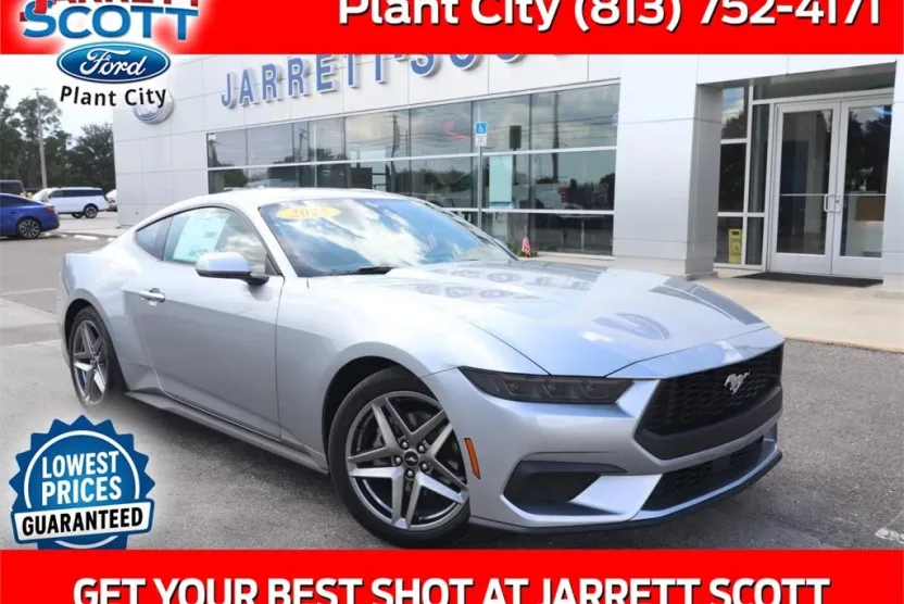 2025 Ford Mustang EcoBoost photo 1