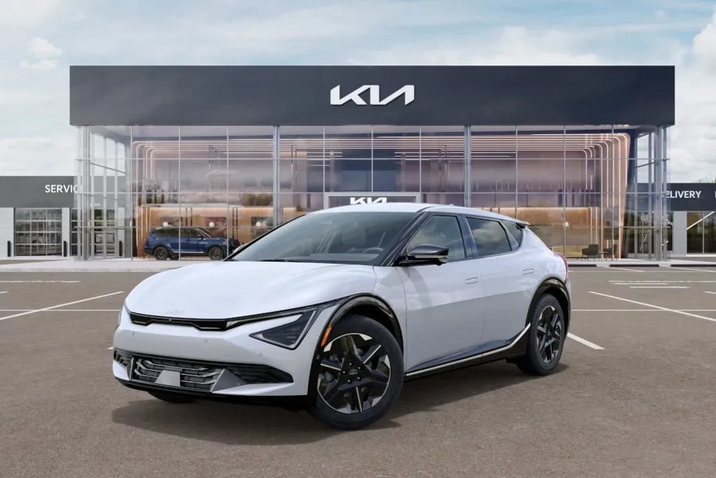 2025 Kia EV6 Wind photo 1