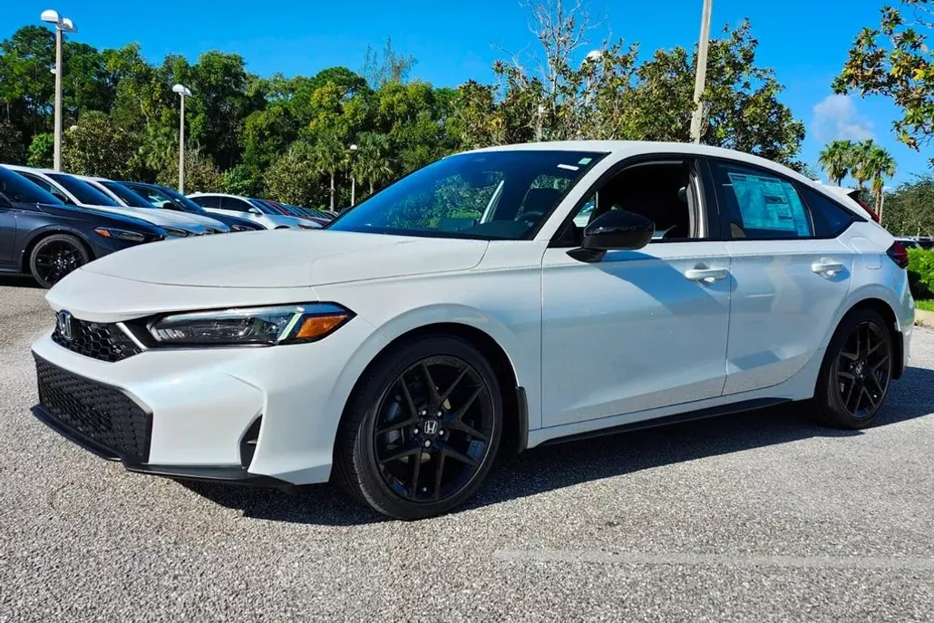 2025 Honda Civic Sport photo 1