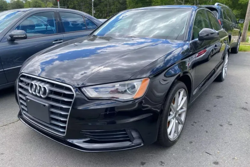 2015 Audi A3 2.0T Premium Plus photo 1