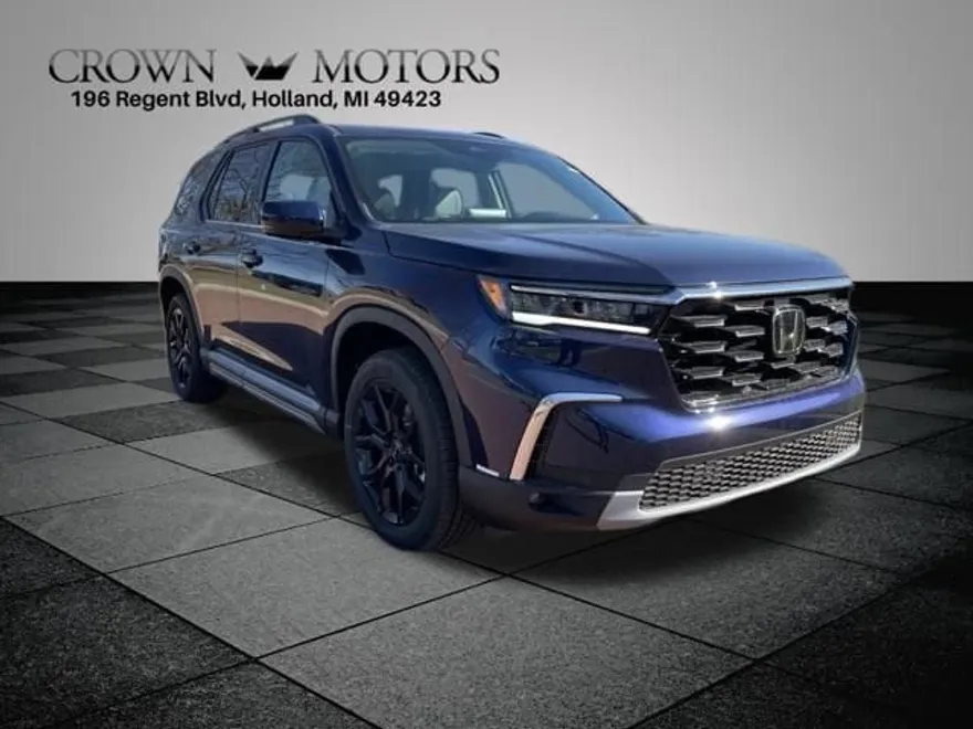 2025 Honda Pilot Touring photo 1