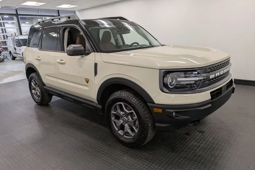 2024 Ford Bronco Sport Badlands photo 1