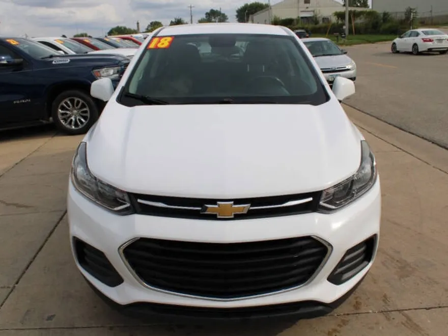 2018 Chevrolet Trax LS photo 1