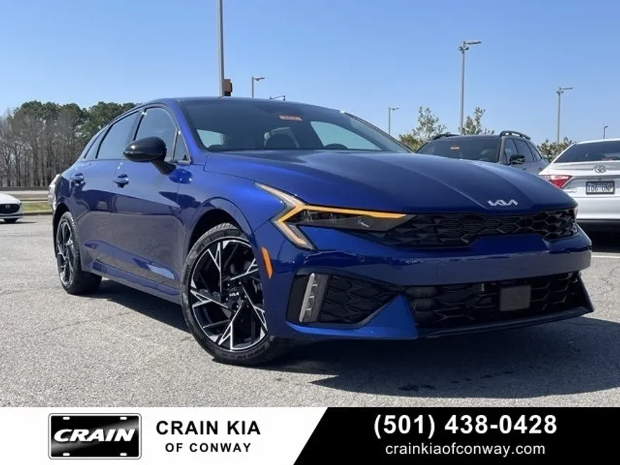 2025 Kia K5 GT-Line photo 1