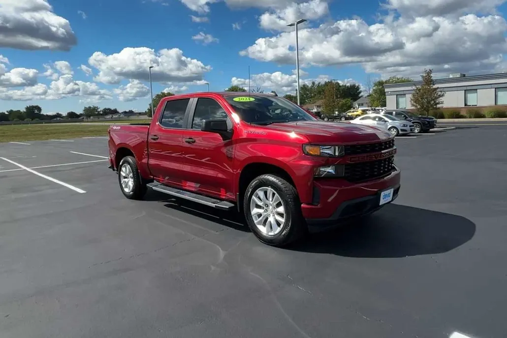 2021 Chevrolet Silverado 1500 Custom photo 1