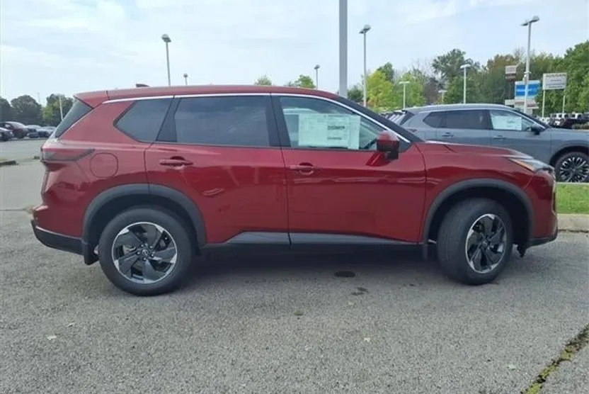 2026 Nissan Rogue SV photo 1