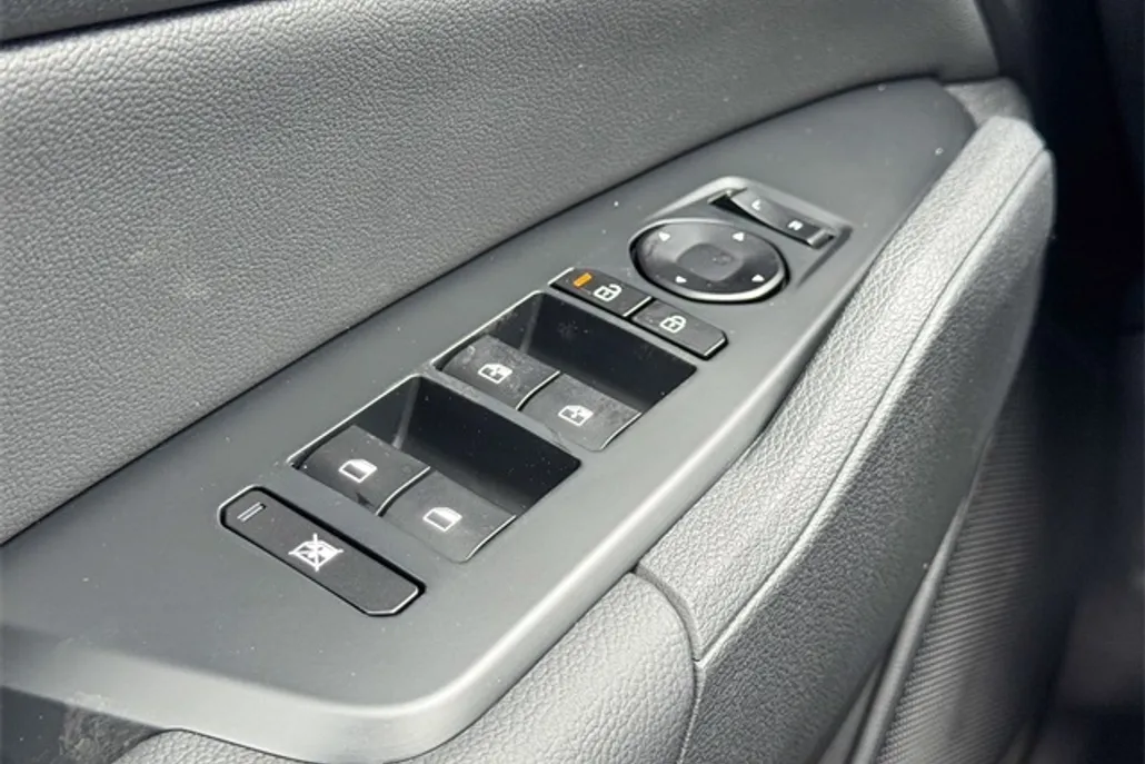 2026 Kia Sportage X-Line photo 1