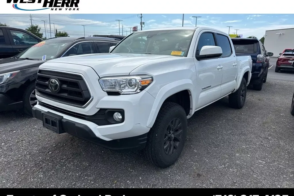 2022 Toyota Tacoma SR5 V6 photo 1