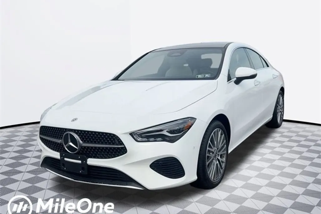 2025 Mercedes Benz CLA 250 4MATIC photo 1