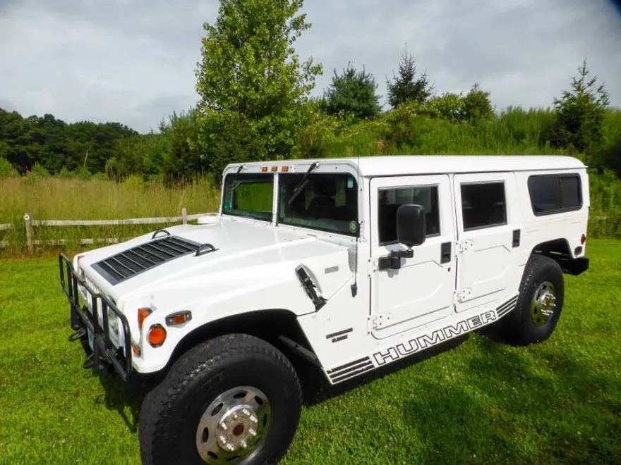 1998 Hummer H1 1 1/4 ton photo 1