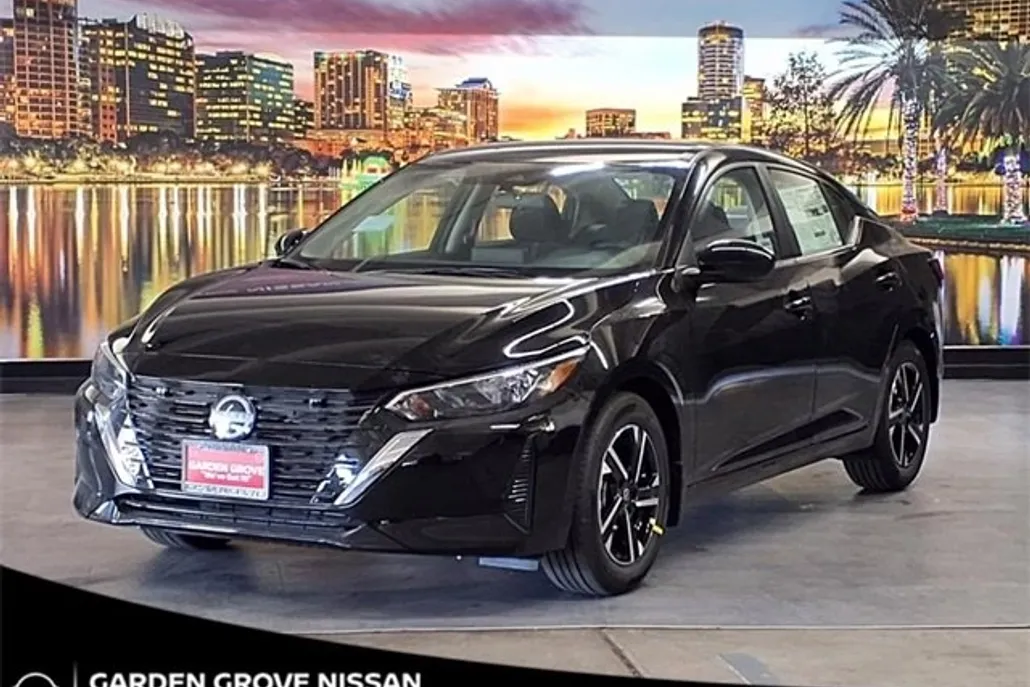 2025 Nissan Sentra SV photo 1