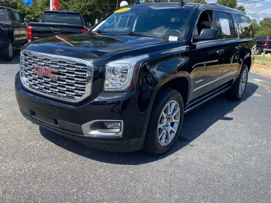 2018 Gmc Yukon XL Denali photo 1