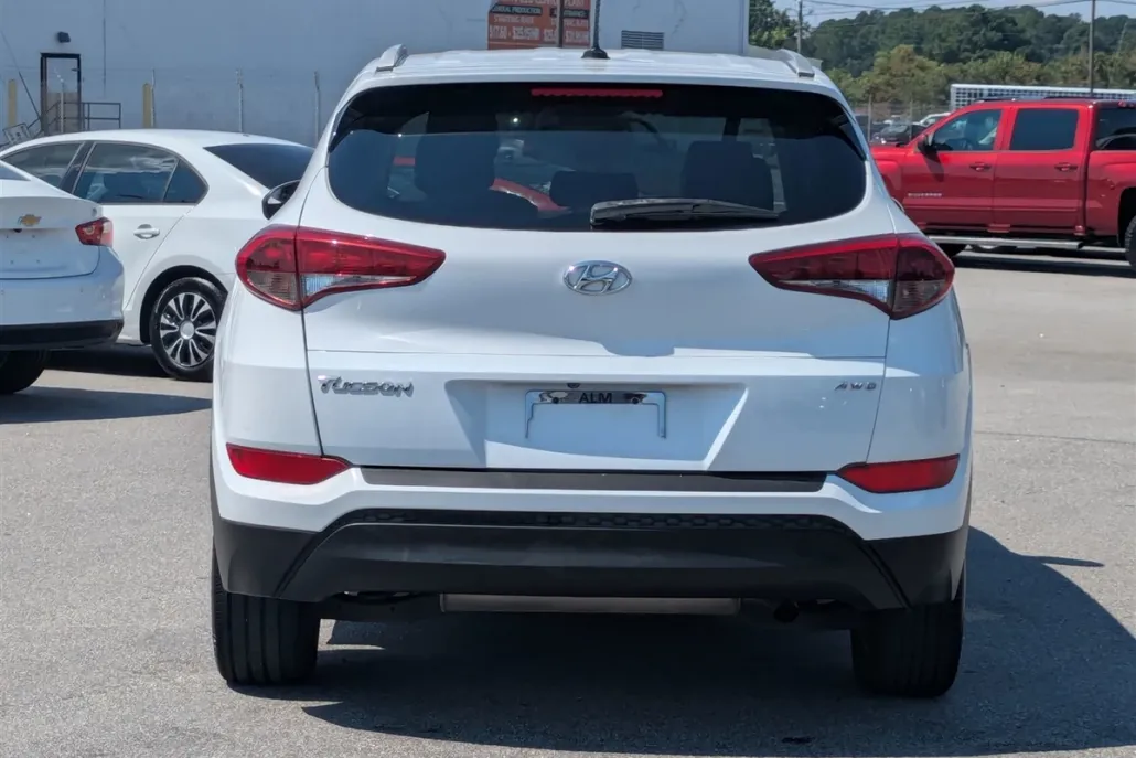 2017 Hyundai Tucson SE photo 1